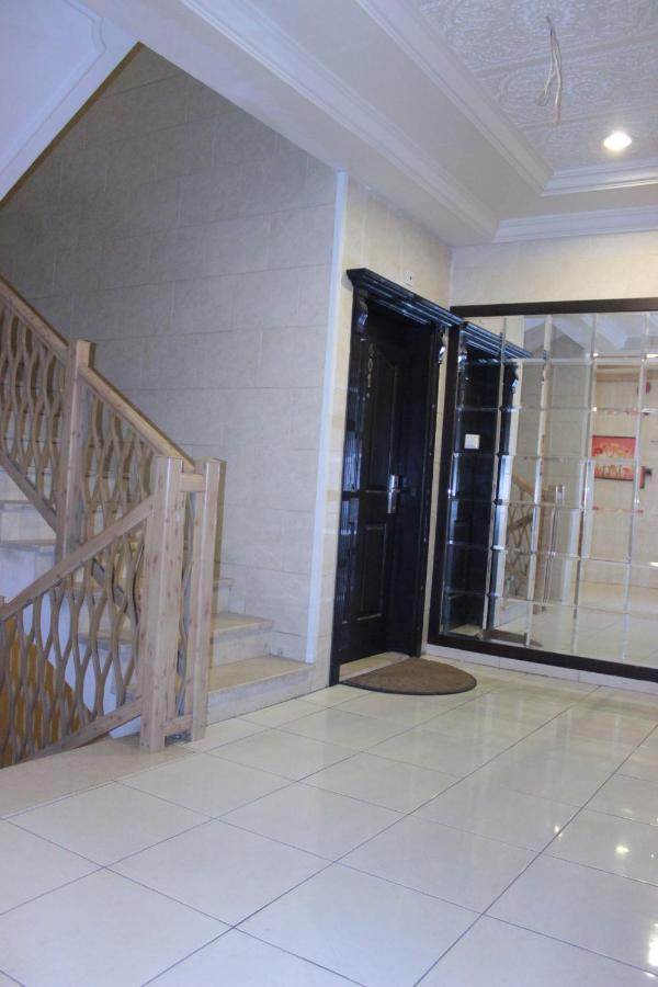 Al Harira Al Motamaiza Furnished Apartment 吉达 外观 照片