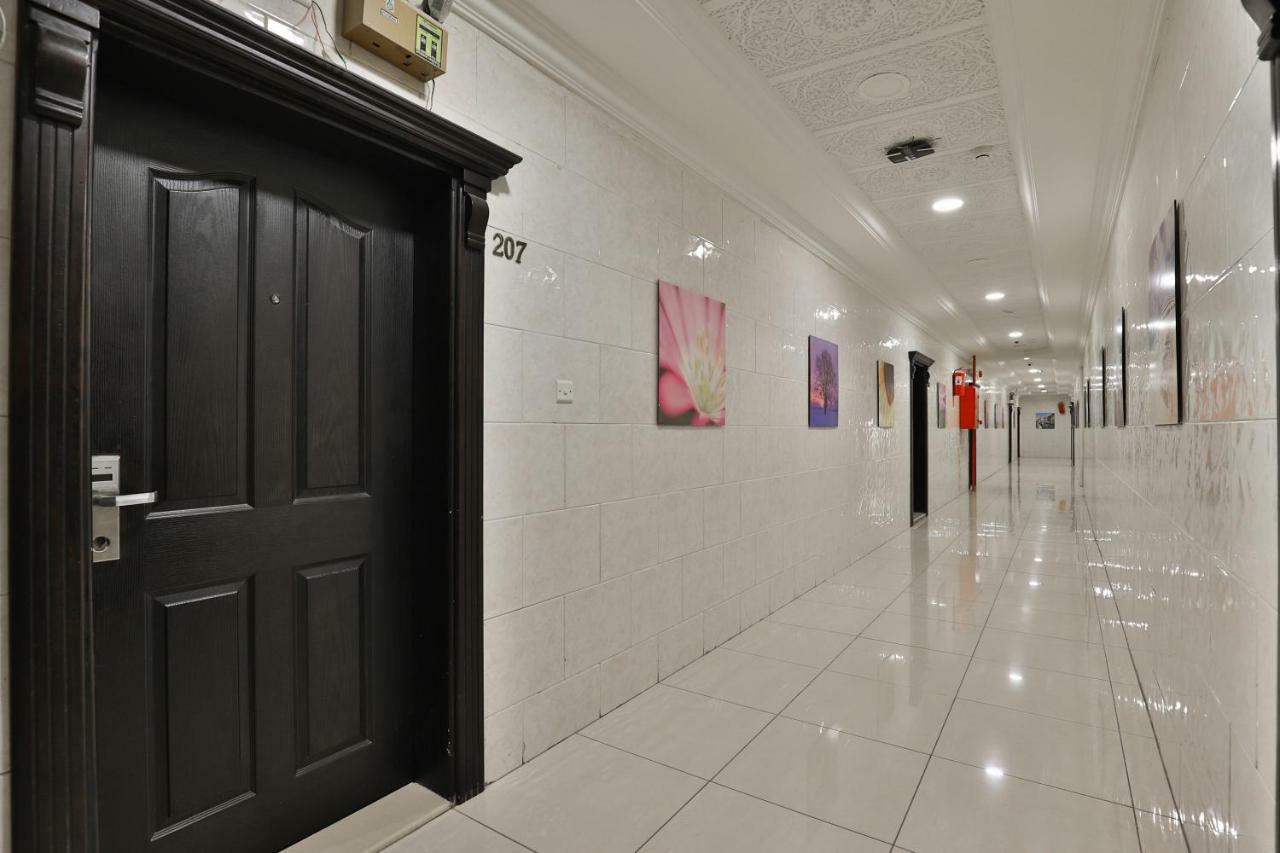 Al Harira Al Motamaiza Furnished Apartment 吉达 外观 照片