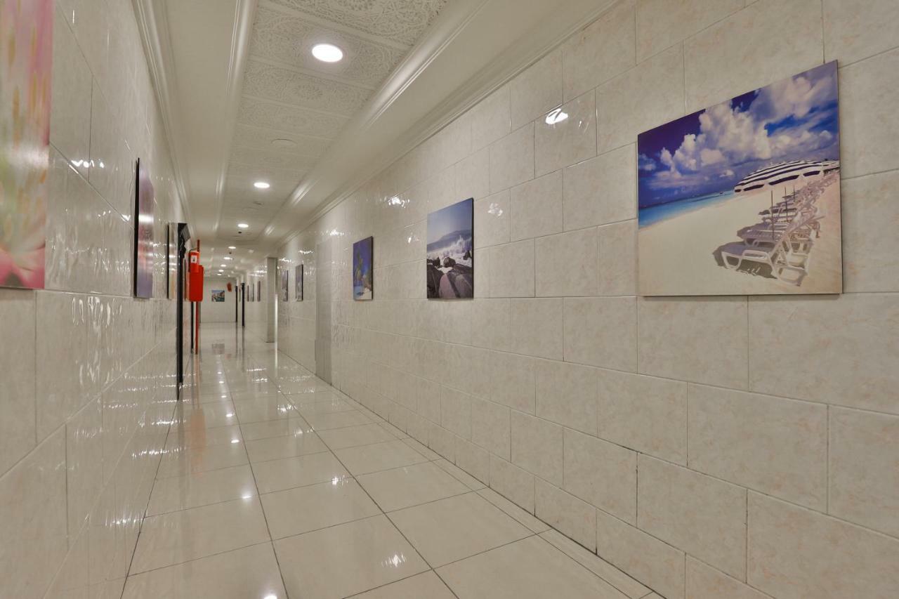 Al Harira Al Motamaiza Furnished Apartment 吉达 外观 照片
